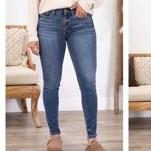 Judy Blue Core Mid-Rise Skinny fit Jeans plus size 18W
